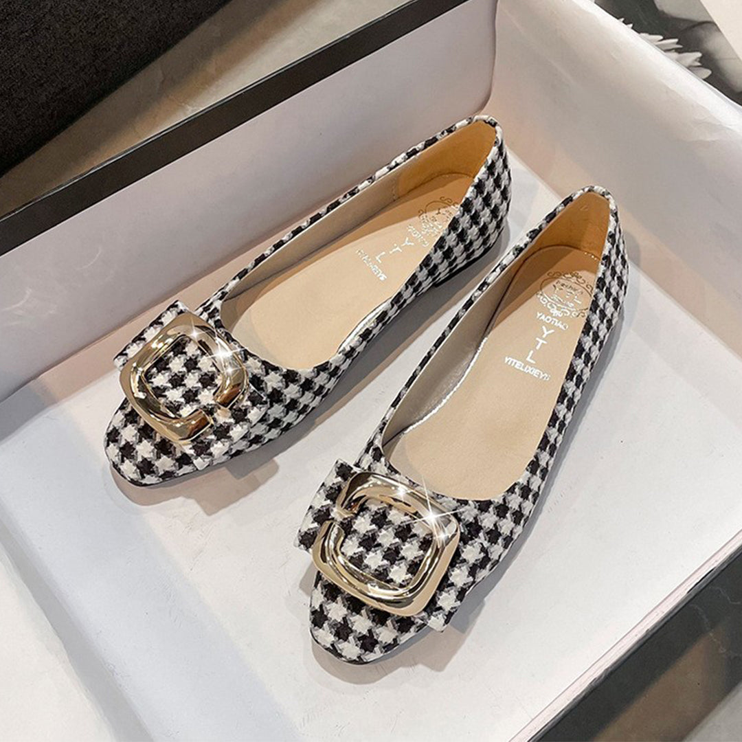 Checkered Clasp