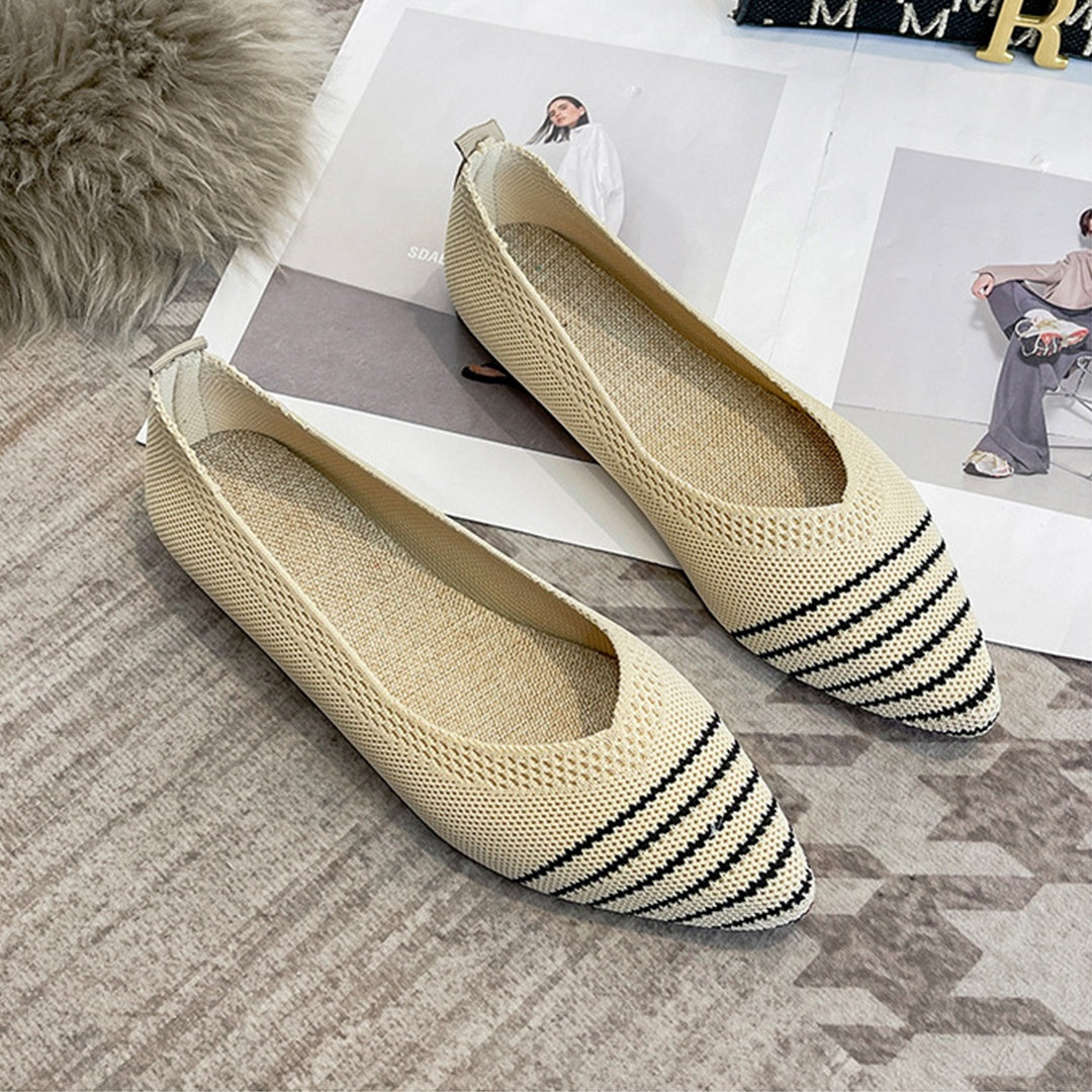Knitted Pointed-Toe Flats
