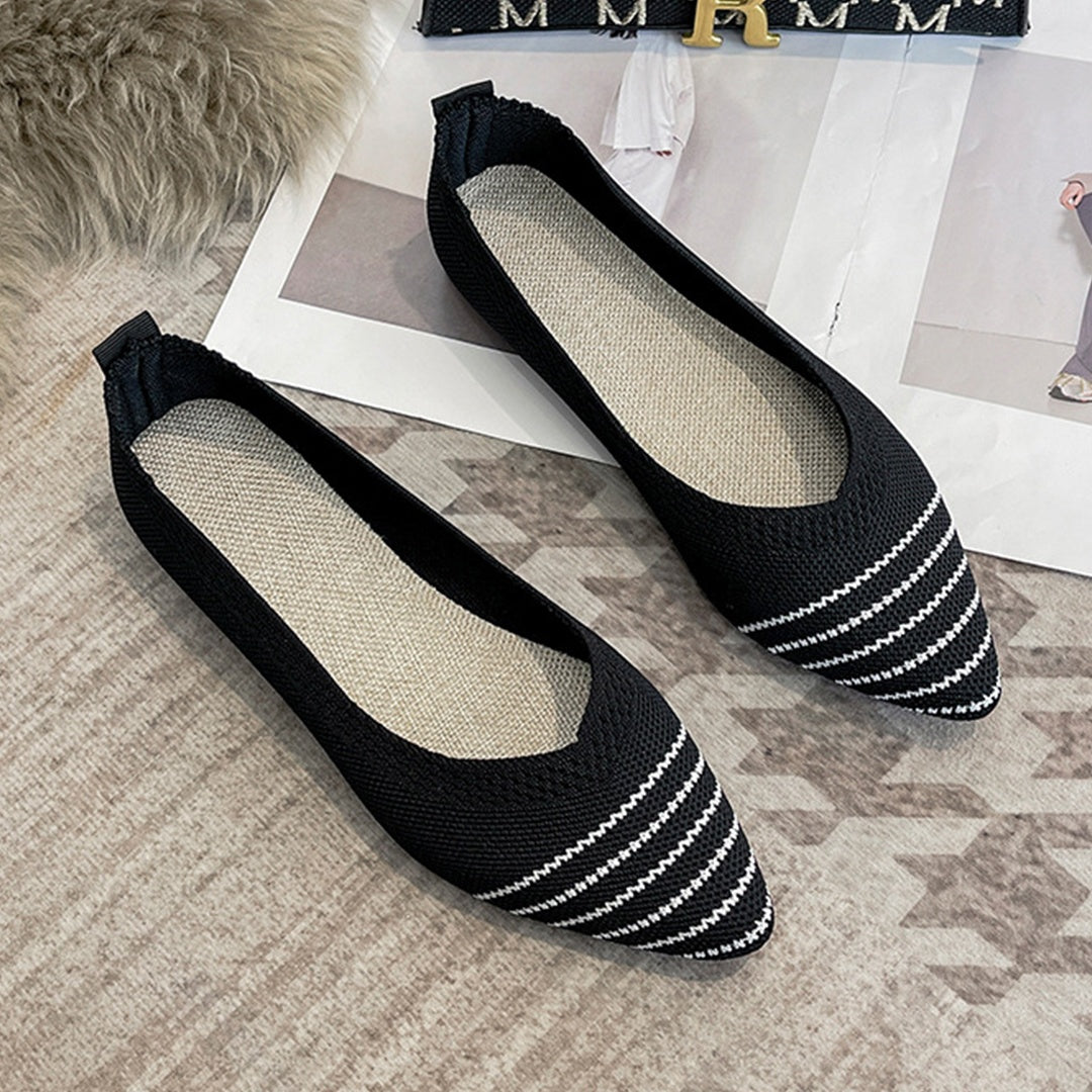 Knitted Pointed-Toe Flats